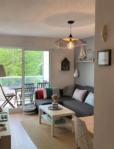 Apartament Cosy, Vue Sur Parc, 3 Mins Benoit *