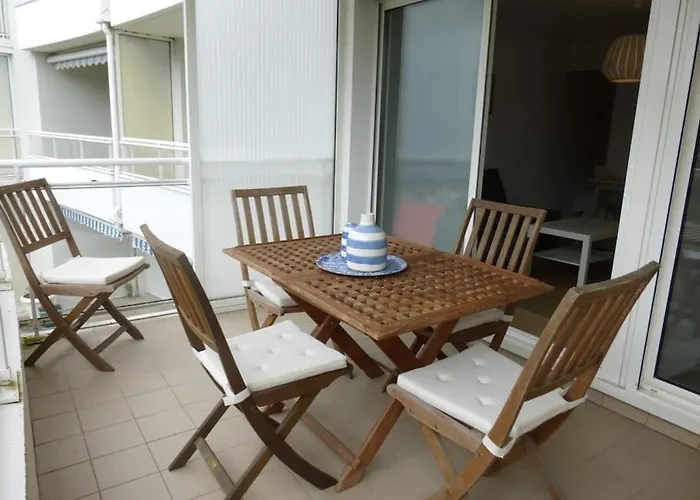 Apartament Cosy, Vue Sur Parc, 3 Mins Benoit *