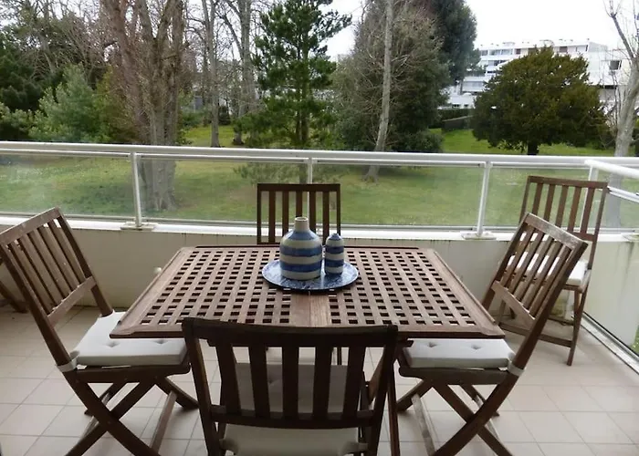 Apartament Cosy, Vue Sur Parc, 3 Mins Benoit *