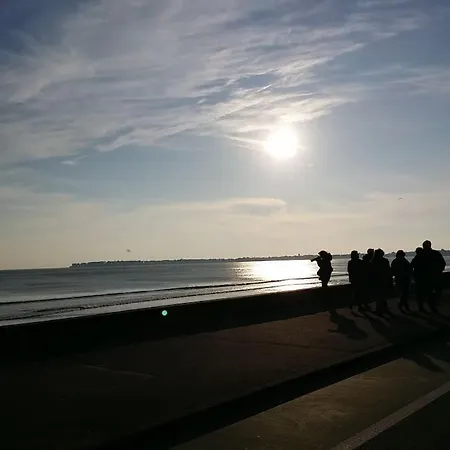 Cosy, Vue Sur Parc, 3 Mins Benoit * La Baule