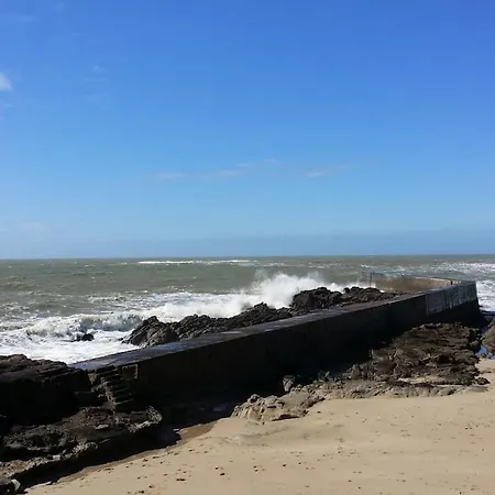 Διαμέρισμα Cosy, Vue Sur Parc, 3 Mins Benoit La Baule