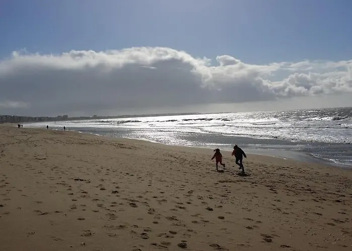 Cosy, Vue Sur Parc, 3 Mins Benoit Apartment La Baule-Escoublac